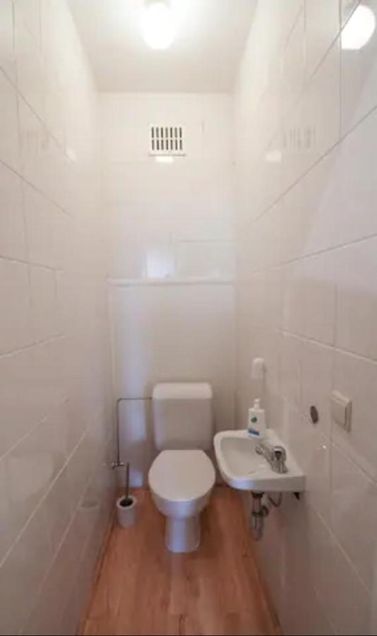 Cozy Apartment In Super Quiet Area Lanaken Dış mekan fotoğraf